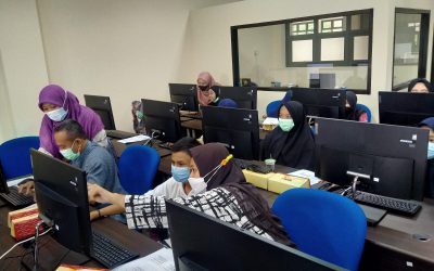 Santri Panti Diajak Kuliah Komputer di UPN Veteran Jatim