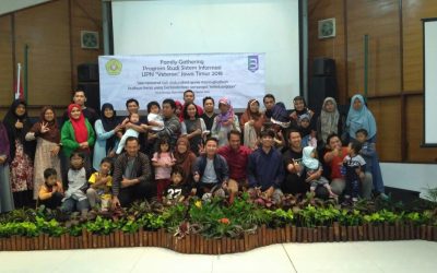 FAMILY GATHERING : KOKOHKAN SILATURAHIM KELUARGA SISTEM INFORMASI